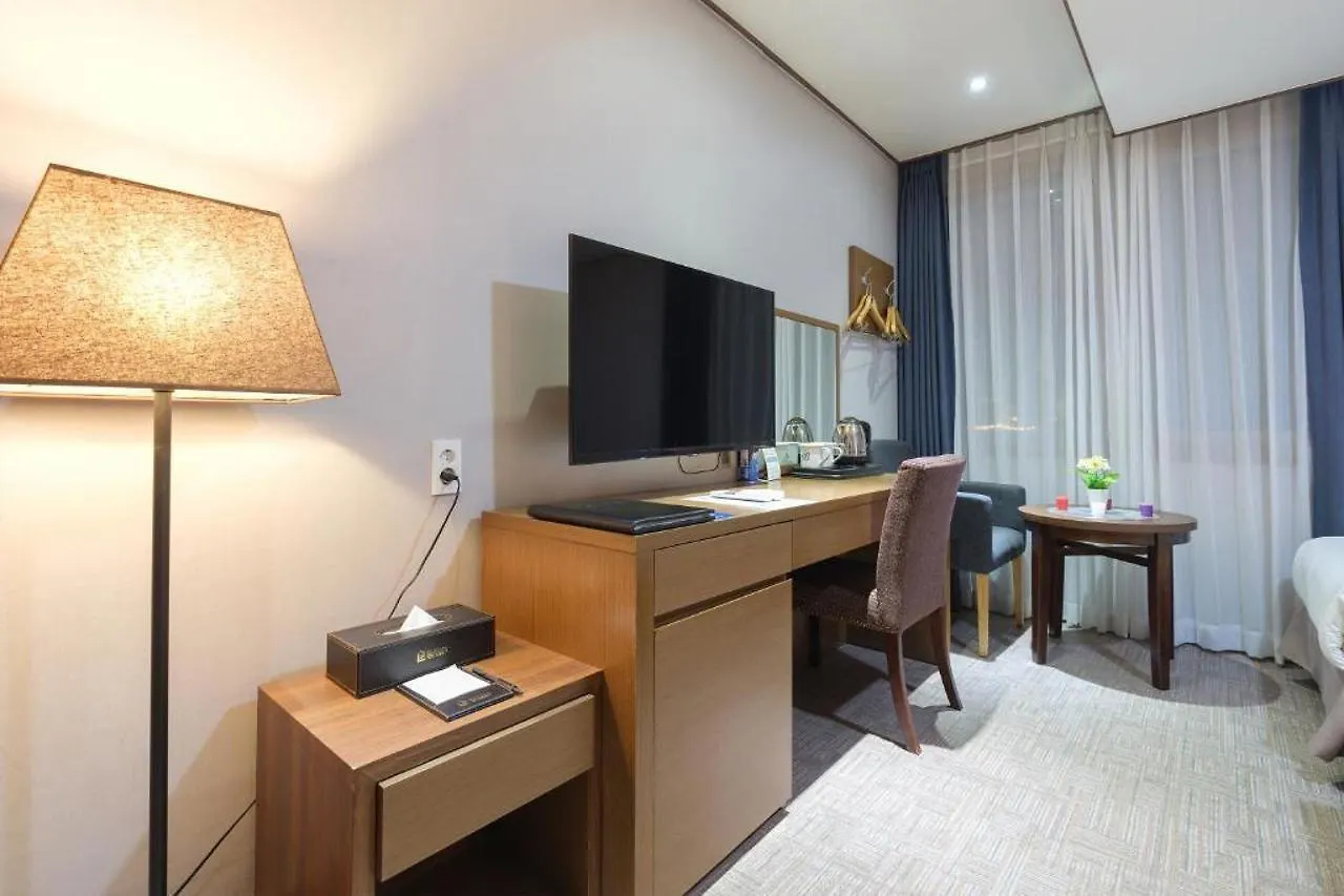 Benikea Hotel Чеджудо 3*,